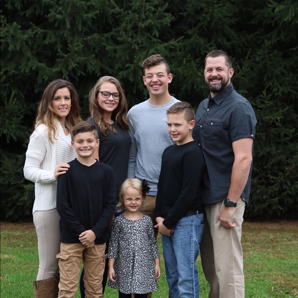 Meet your Posher, Kristin - Picture 4 of 5